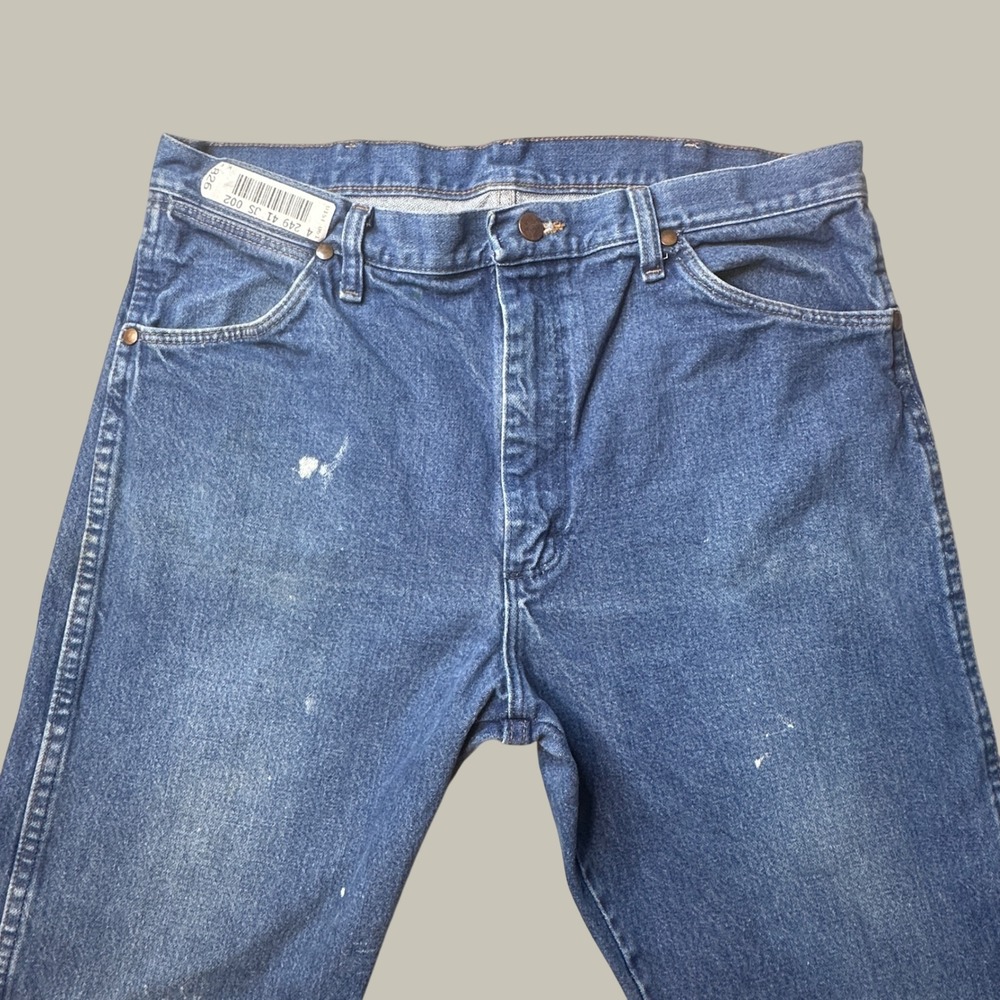 Wrangler Jeans Men 36x30 (34x27) 13MWZ Cowboy Cut Blue Distressed Paint Workwear